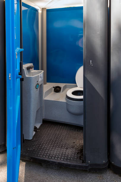 Best Porta potty rental near me  in Bowie, TX